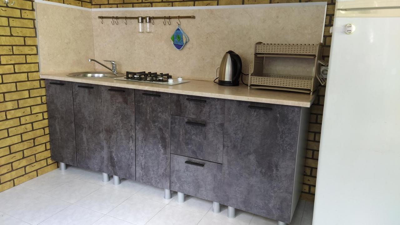 Tsikhierva Hotel Гагра Екстериор снимка
