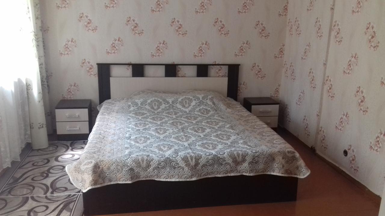 Tsikhierva Hotel Гагра Екстериор снимка